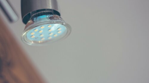 Des ampoules LED gratuites